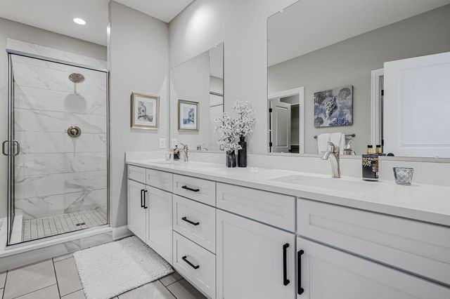 5348 Maple Drive, Lewis Center, OH 43035