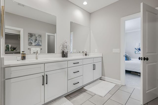 5348 Maple Drive, Lewis Center, OH 43035