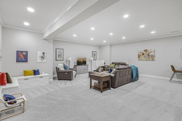 5348 Maple Drive, Lewis Center, OH 43035
