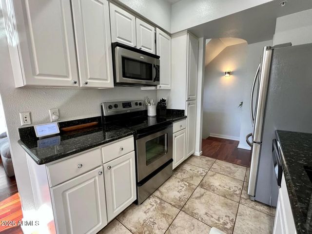 3633 N 3RD Avenue 2051, Phoenix, AZ 85013