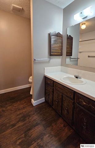 4320 N 14th Street, Lincoln, NE 68521