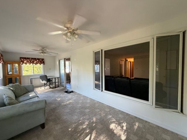 2041 Winchester Drive, Freeport, IL 61032