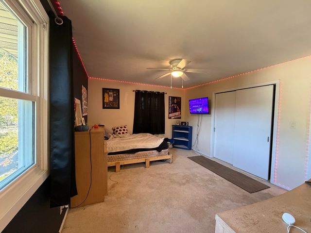 2041 Winchester Drive, Freeport, IL 61032