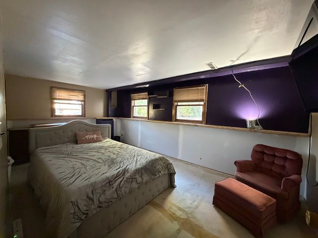 2041 Winchester Drive, Freeport, IL 61032