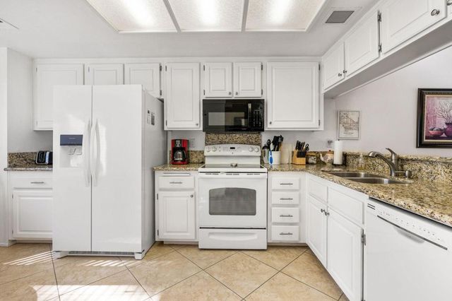 296 Castellana S, Palm Desert, CA 92260