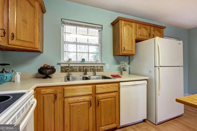 221 Oakwood Court, Rincon, GA 31326