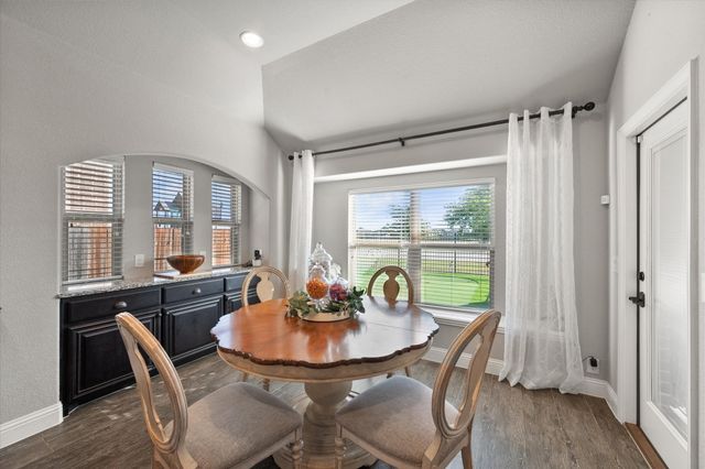 515 Carnation Lane, Mansfield, TX 76063