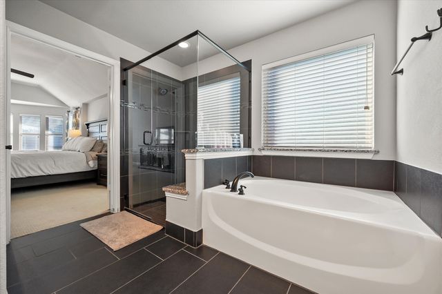 515 Carnation Lane, Mansfield, TX 76063