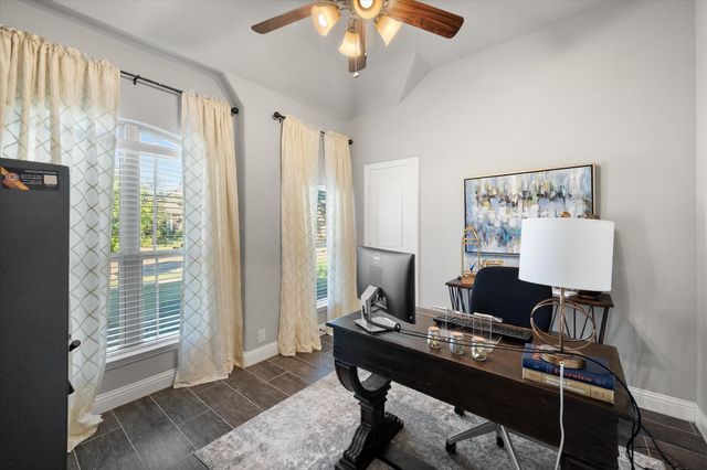 515 Carnation Lane, Mansfield, TX 76063