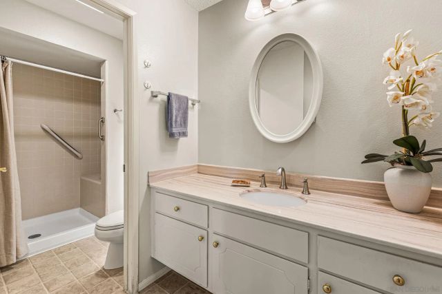 16598 Casero Rd, San Diego, CA 92128