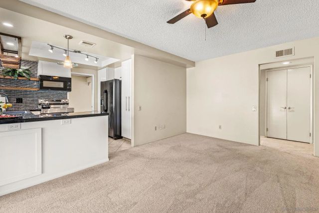 16598 Casero Rd, San Diego, CA 92128