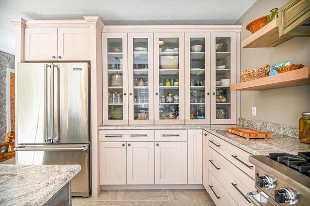 17 Federal Corner Road, Tuftonboro, NH 03816