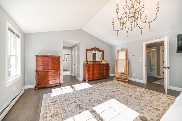 17 Federal Corner Road, Tuftonboro, NH 03816