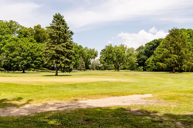 46355 Grand Beach Road, Grand Beach Vllg, MI 49117