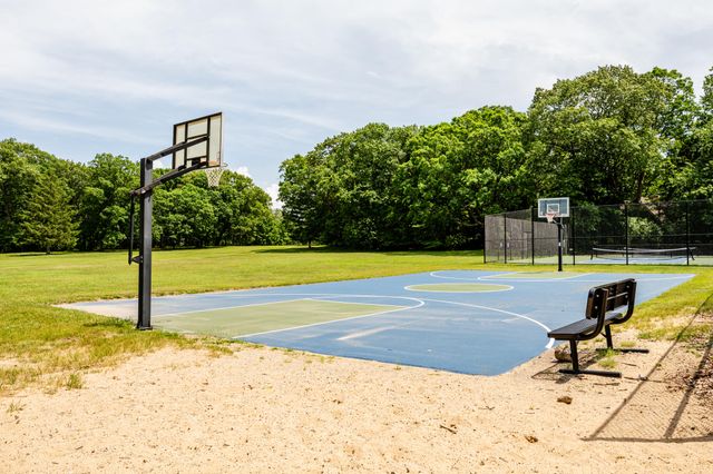 46355 Grand Beach Road, Grand Beach Vllg, MI 49117