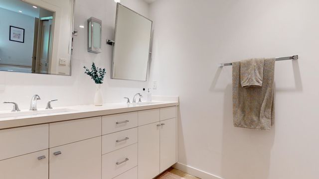 1101 DUNCAN Circle 201, Palm Beach Gardens, FL 33418