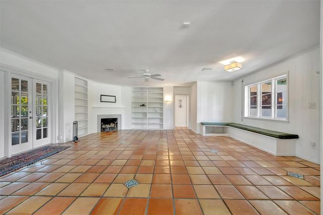 4237 HIGEL AVENUE, Sarasota, FL 34242