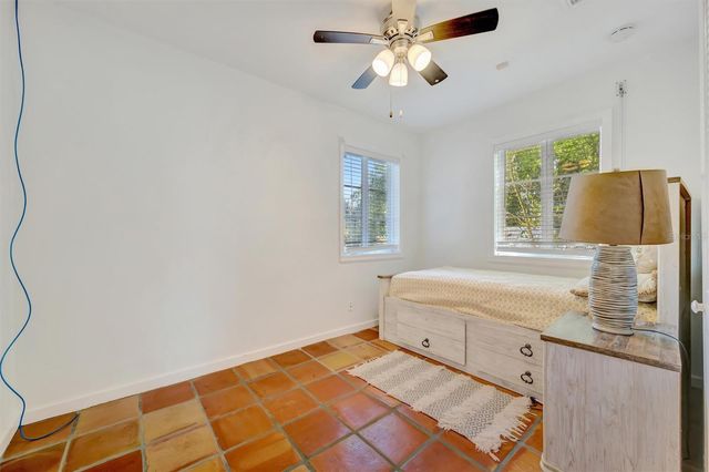 4237 HIGEL AVENUE, Sarasota, FL 34242