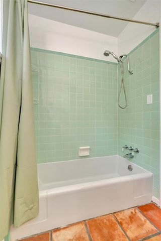 4237 HIGEL AVENUE, Sarasota, FL 34242