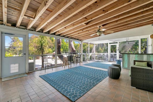 4237 HIGEL AVENUE, Sarasota, FL 34242