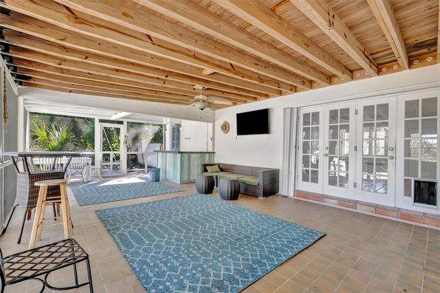 4237 HIGEL AVENUE, Sarasota, FL 34242