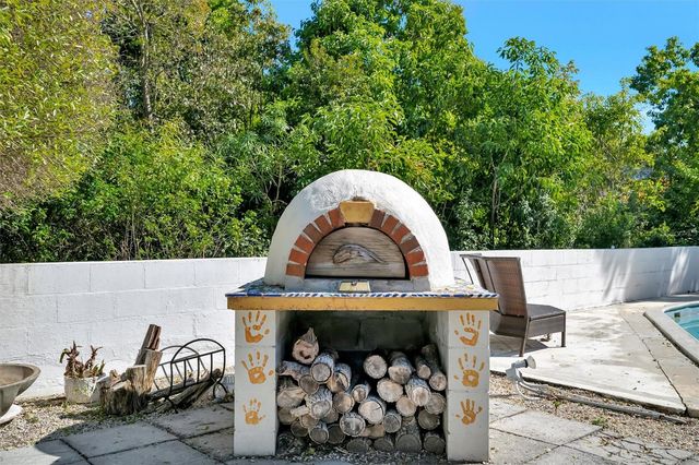 4237 HIGEL AVENUE, Sarasota, FL 34242