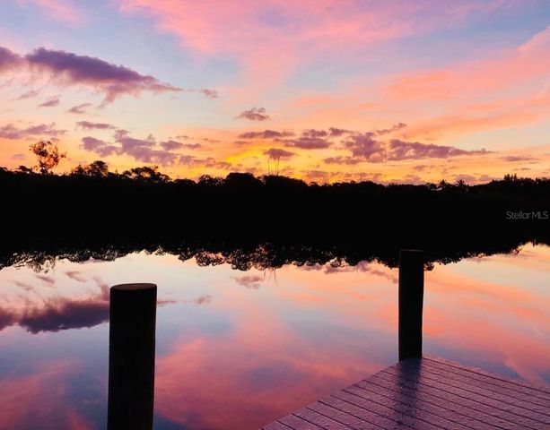 4237 HIGEL AVENUE, Sarasota, FL 34242