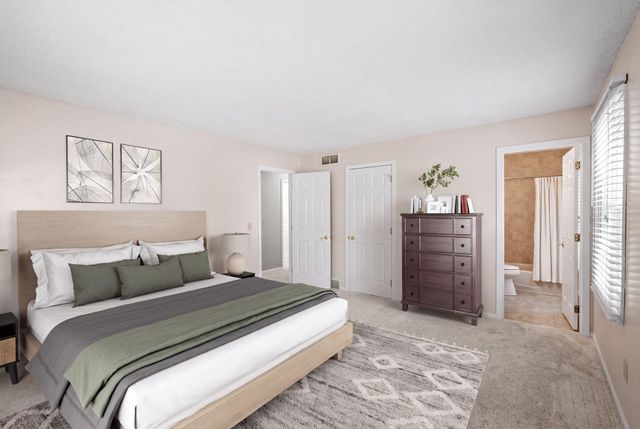 13500 Clinton Place, Burnsville, MN 55337