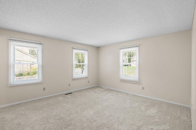13500 Clinton Place, Burnsville, MN 55337