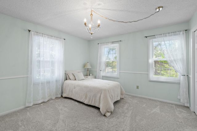 13500 Clinton Place, Burnsville, MN 55337
