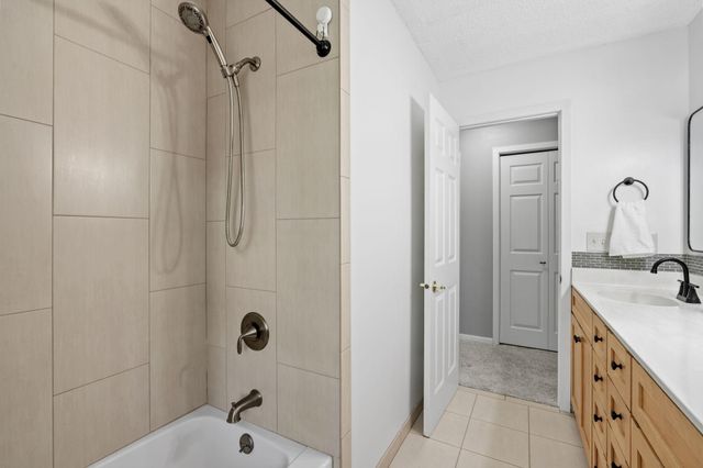 13500 Clinton Place, Burnsville, MN 55337