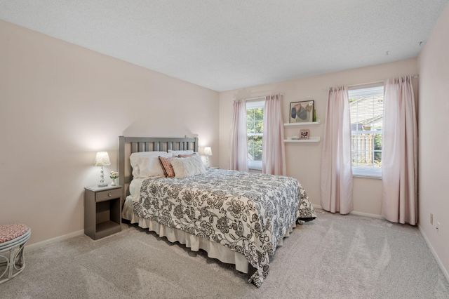 13500 Clinton Place, Burnsville, MN 55337