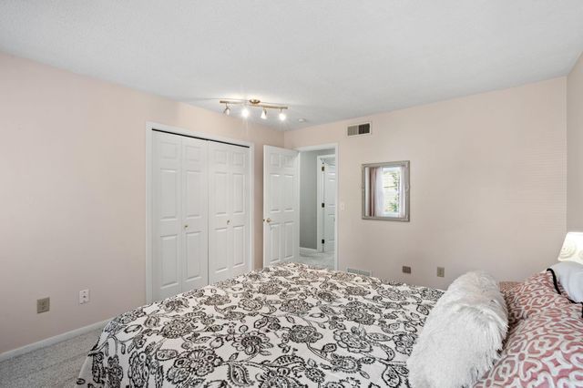 13500 Clinton Place, Burnsville, MN 55337