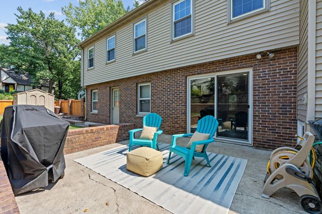 13500 Clinton Place, Burnsville, MN 55337