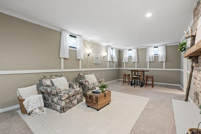 13500 Clinton Place, Burnsville, MN 55337
