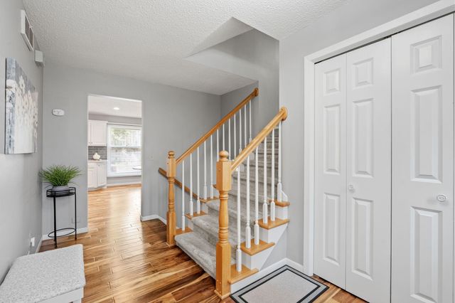 13500 Clinton Place, Burnsville, MN 55337