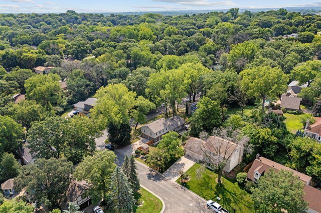 13500 Clinton Place, Burnsville, MN 55337