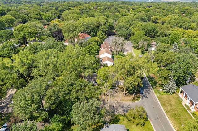 13500 Clinton Place, Burnsville, MN 55337