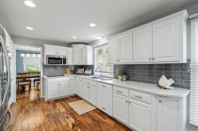 13500 Clinton Place, Burnsville, MN 55337