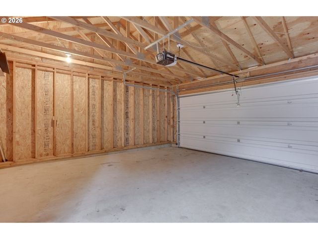 5824 N SYRACUSE St, Portland, OR 97203
