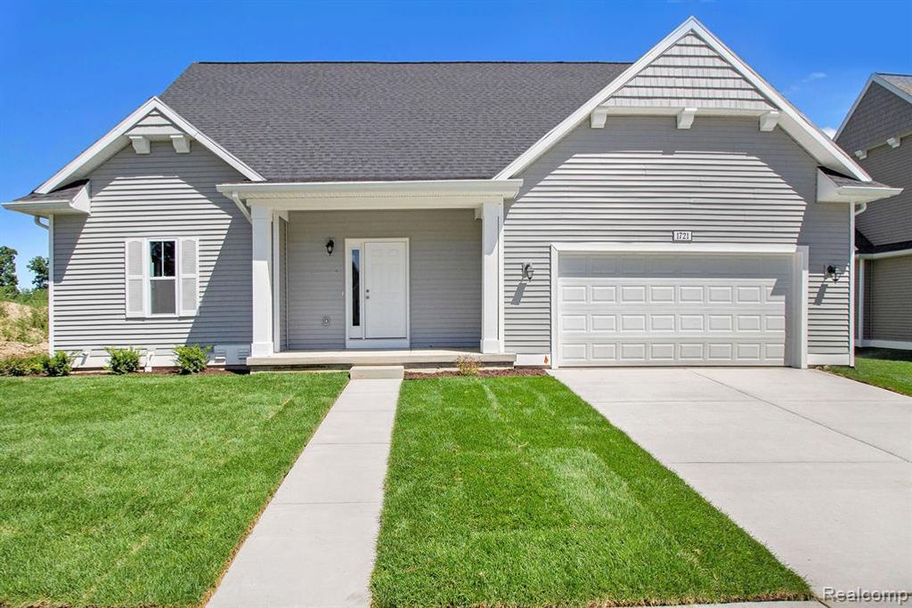 366 Dorchester Drive, Howell, MI 48855