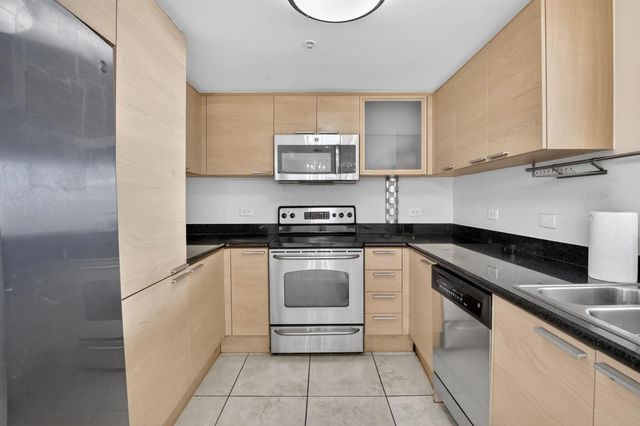 140 S Dixie Highway 819, Hollywood, FL 33020