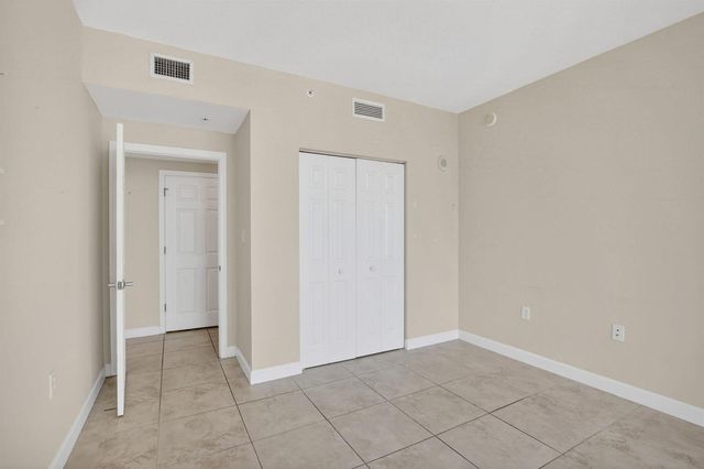 140 S Dixie Highway 819, Hollywood, FL 33020