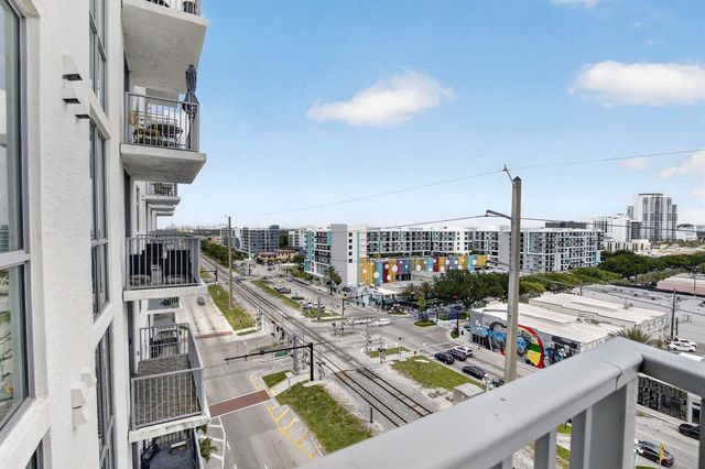 140 S Dixie Highway 819, Hollywood, FL 33020