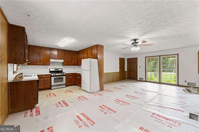 34 Oakmont Drive, Jasper, GA 30143