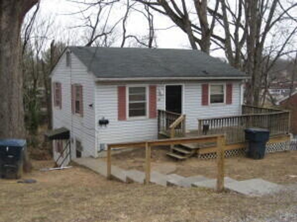 28 Hillcrest AVE, Roanoke, VA 24012