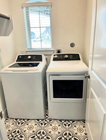 18402 Mesquite Flats Trail, Cypress, TX 77433