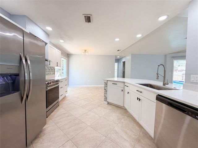 212 WASHINGTON AVENUE, Osprey, FL 34229