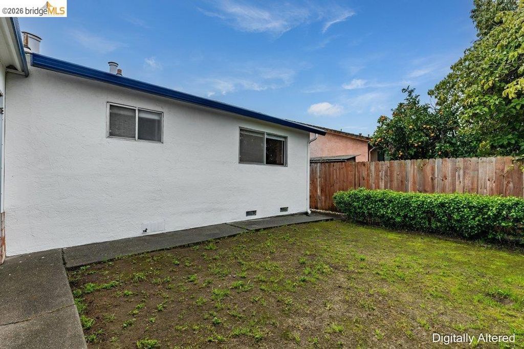 Image 20 of property listing at 341 Inverness Drive, Vallejo, CA 94589