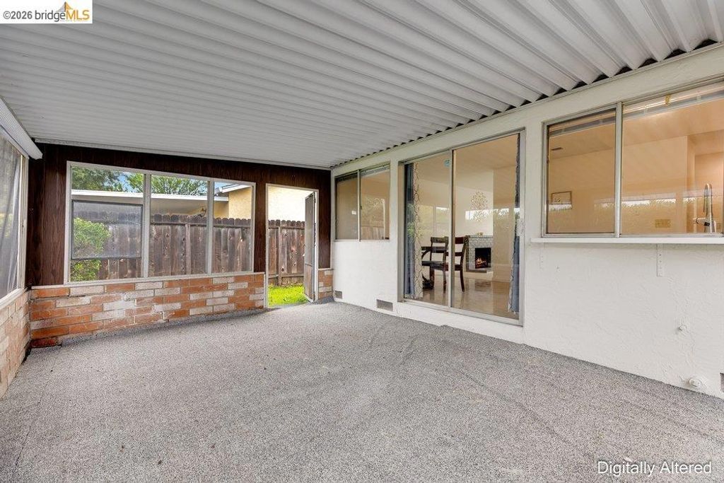 Image 22 of property listing at 341 Inverness Drive, Vallejo, CA 94589
